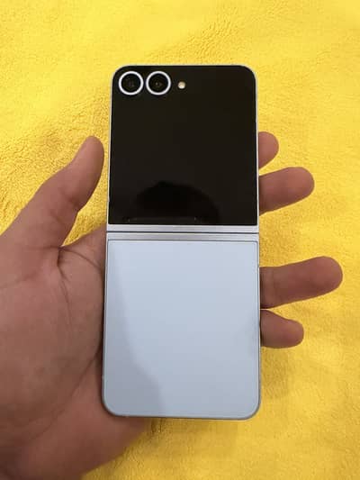 Samsung Mobile Z Flip 6