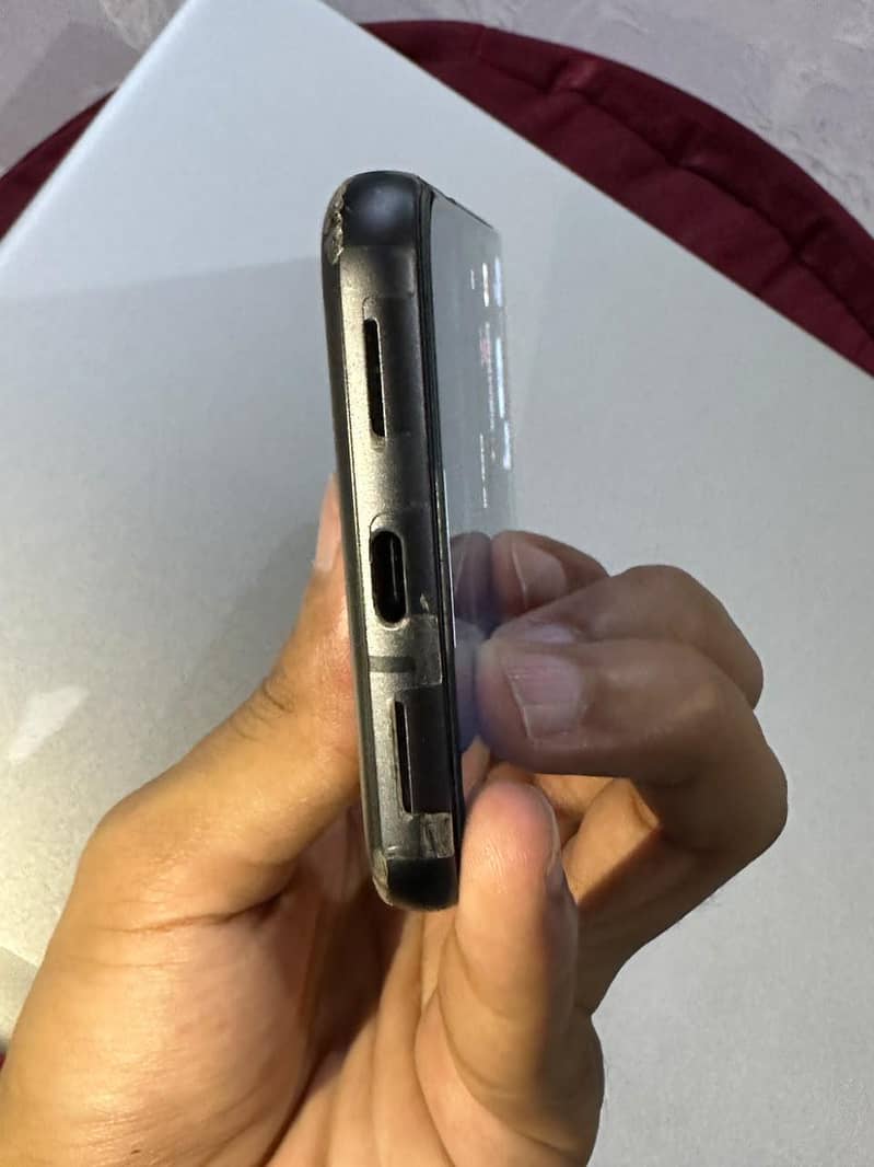 Google Pixel 8 3