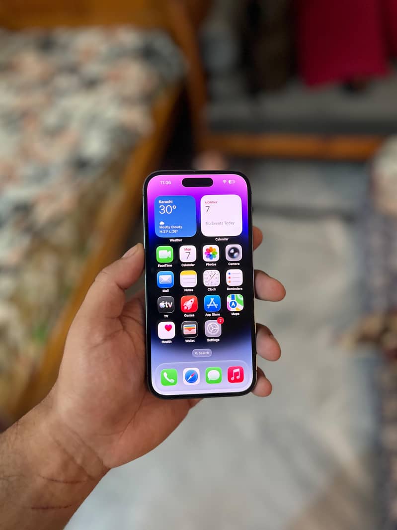 Apple iPhone 14 Pro 2