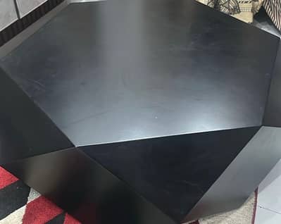 Bkack Modern Center Table