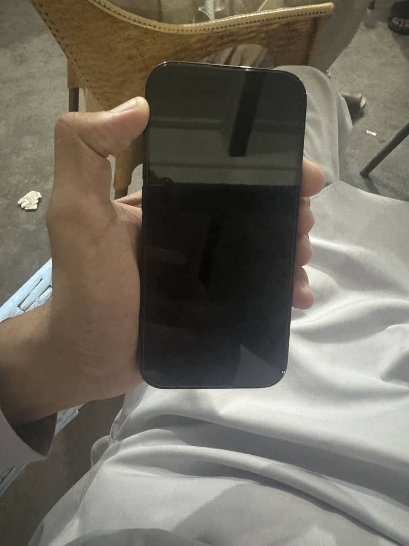 Apple iPhone 14 Pro 1