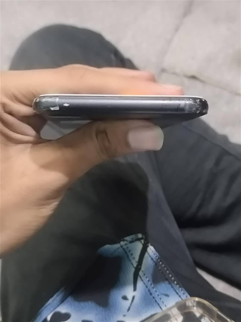 Apple iPhone 7 Plus 4