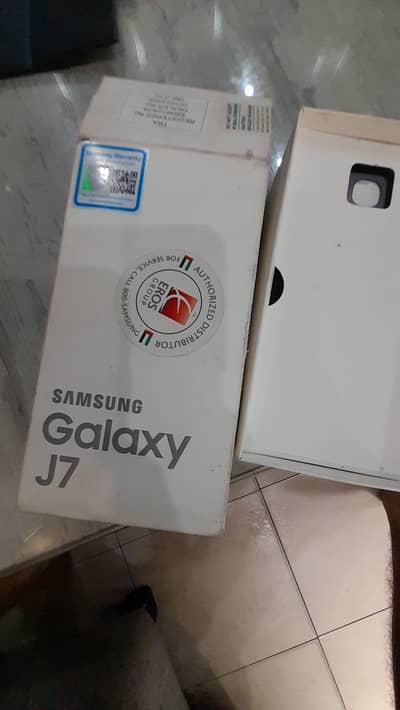 Samsung Mobile J7 final 9k. . . 5,6walay tang na kara