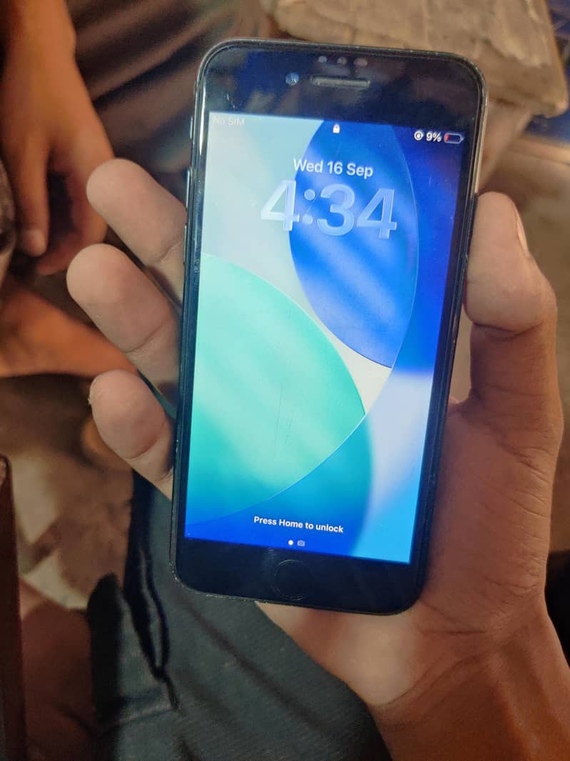 Apple iPhone SE 3
