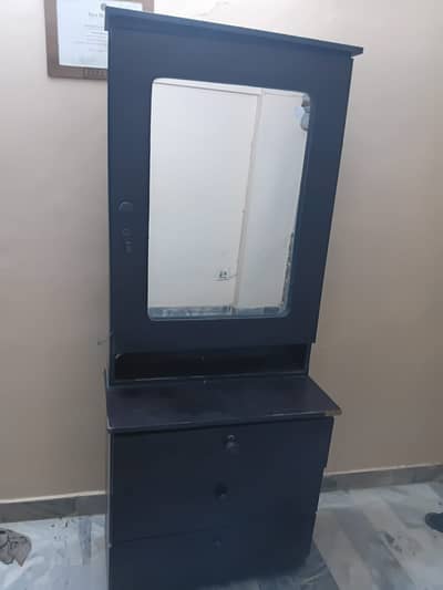 Wodden Dressing Table