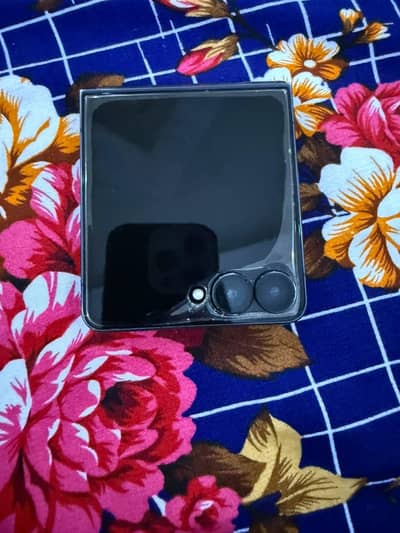 Samsung Mobile Z Flip 7