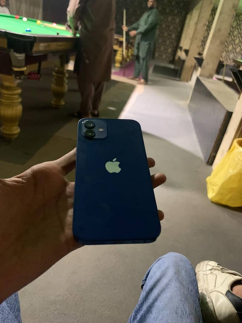 Apple iPhone 12 0