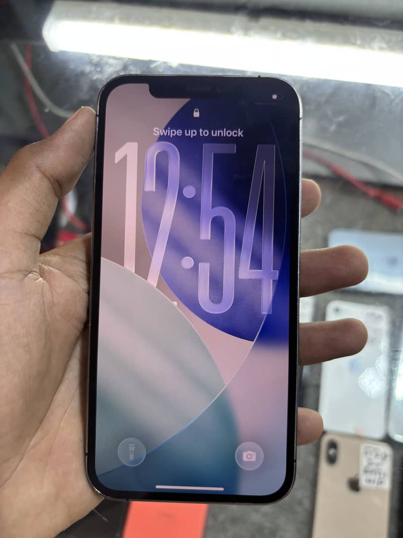 Apple iPhone 12 Pro 1
