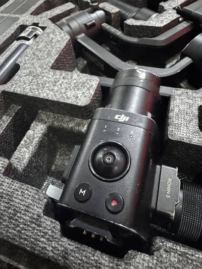 DJI ronin s