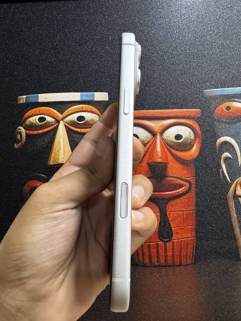 Apple iPhone 17 Pro Max 2