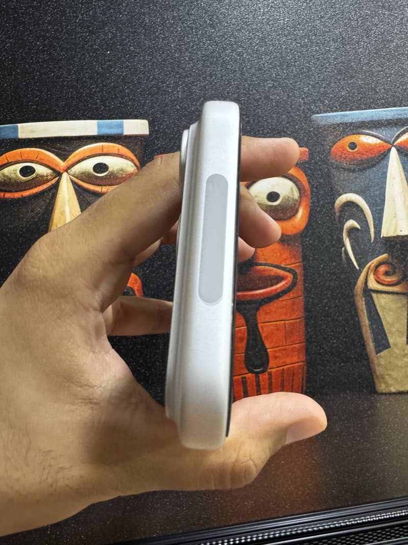 Apple iPhone 17 Pro Max 3
