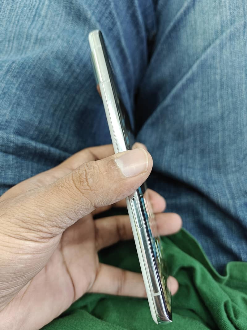 Google Pixel 7 Pro 4