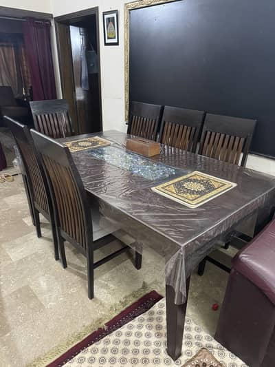 DINING TABLE FOR SALE