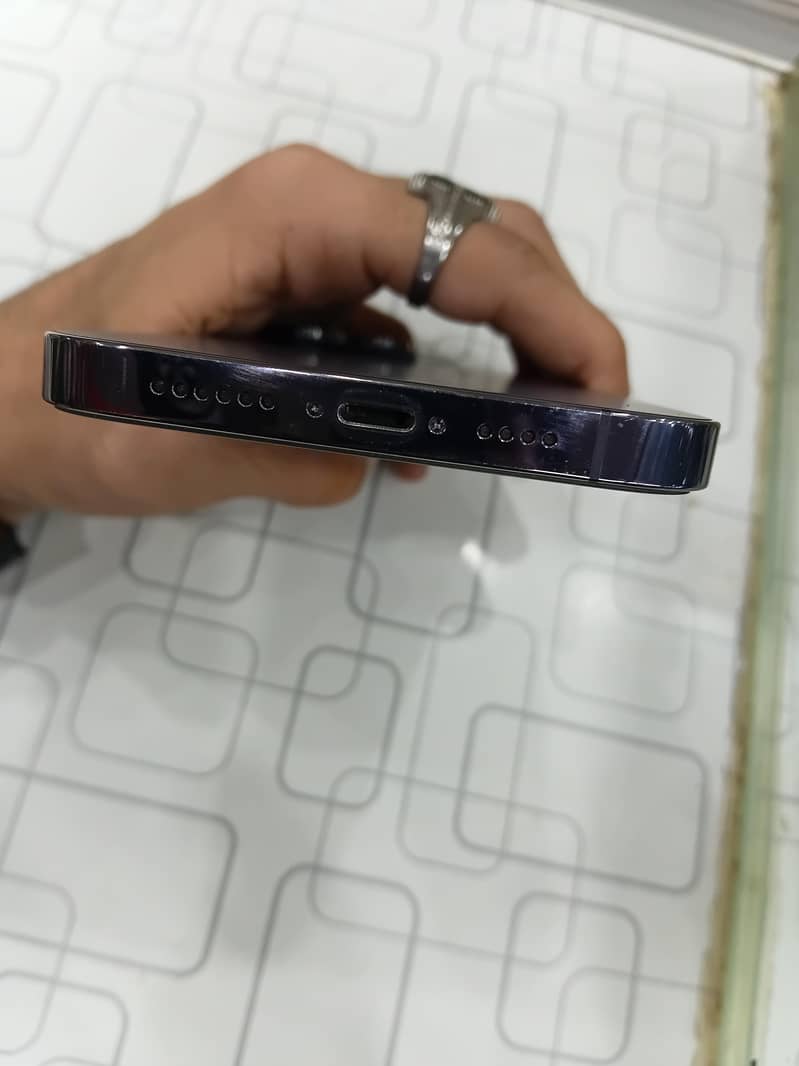 Apple iPhone 14 Pro Max 5