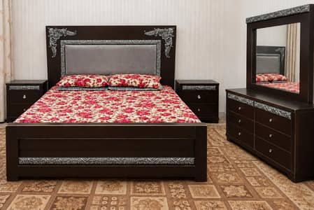 slightly used bed set complete