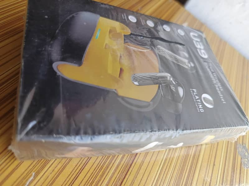 u39 earbuds 1