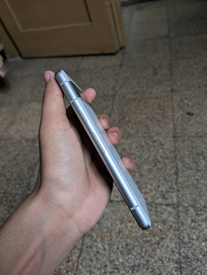 Google Pixel 7a 1