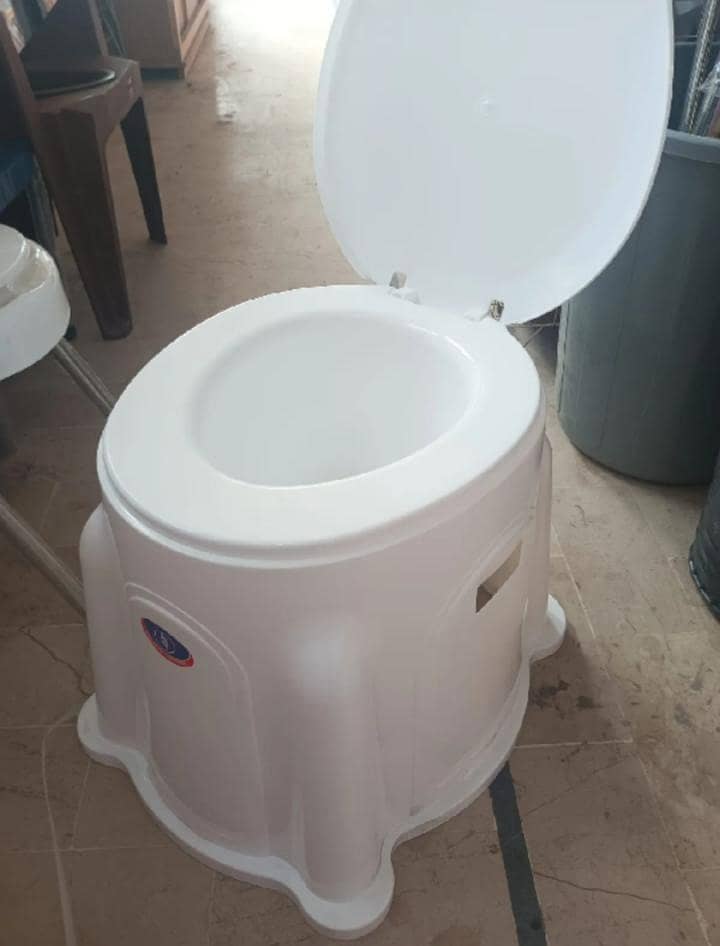 Commode Chair 6