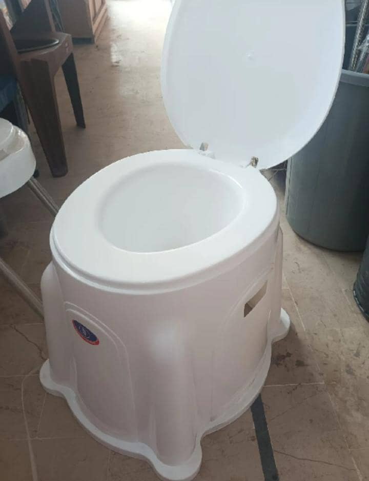 Commode Chair 8