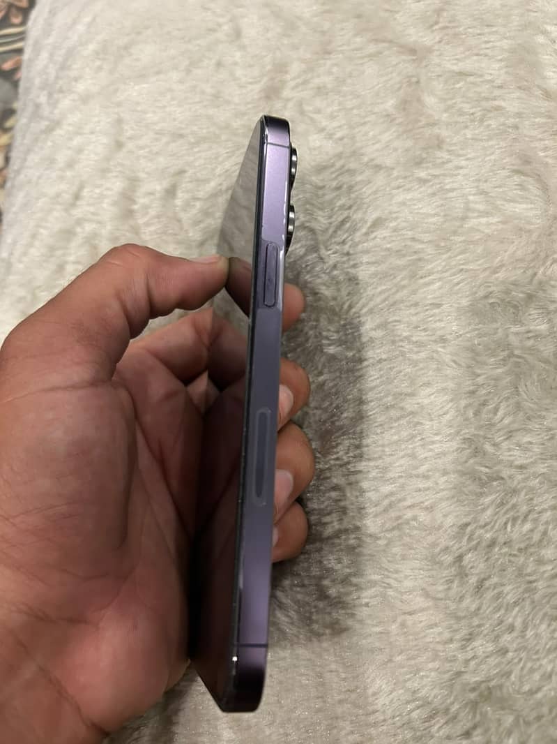 Apple iPhone 14 Pro Max 2