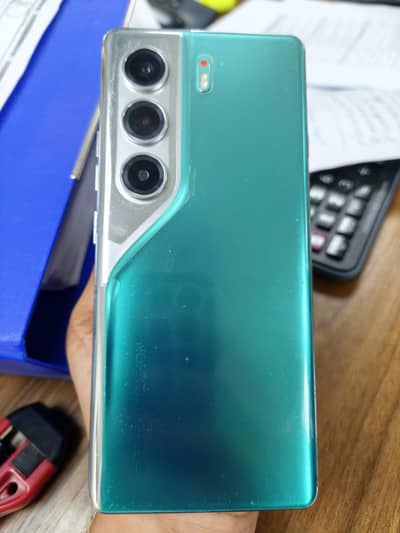 Tecno CAMON 40 Pro