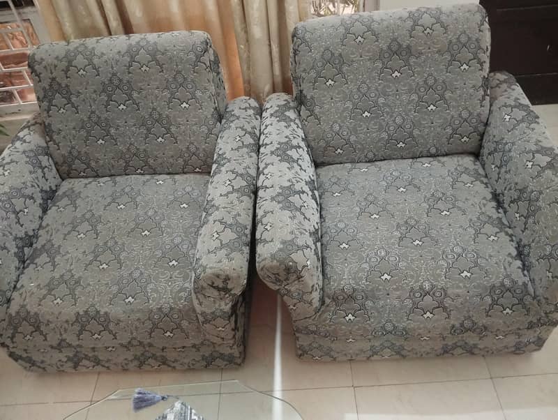 Single Sofa's with Table set 7