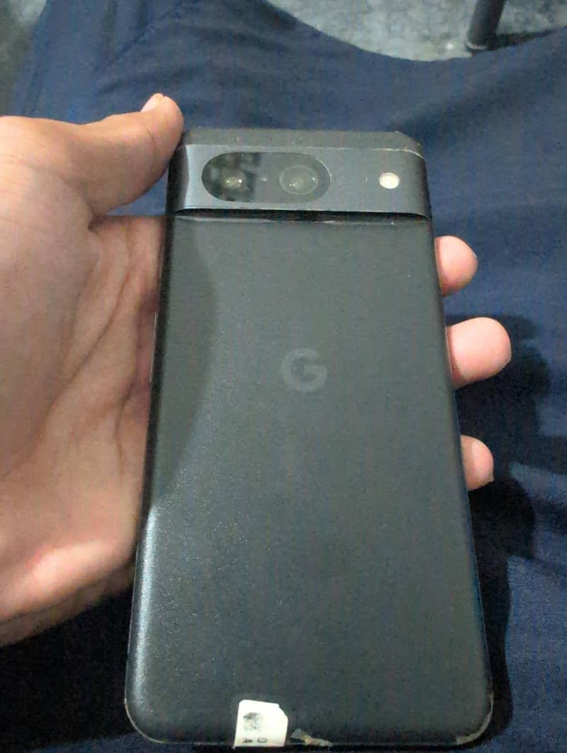 Google Pixel 8 1