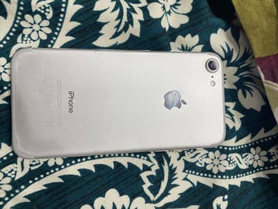 Apple iPhone 7