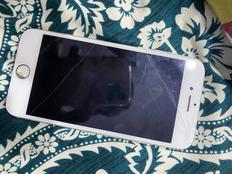 Apple iPhone 7 1