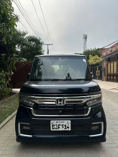 Honda N Box Custom 2022