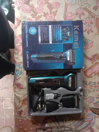 kemei trimmer 3 in1 for urgent sale