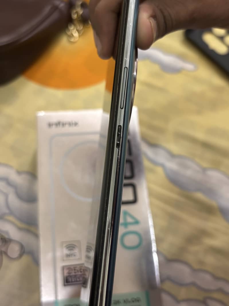 Infinix Zero 40 5
