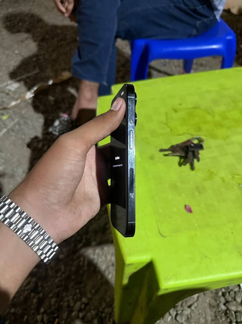 IPHONE 14 PRO 2