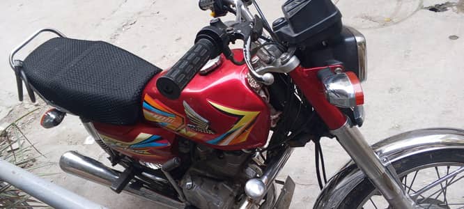 CG125