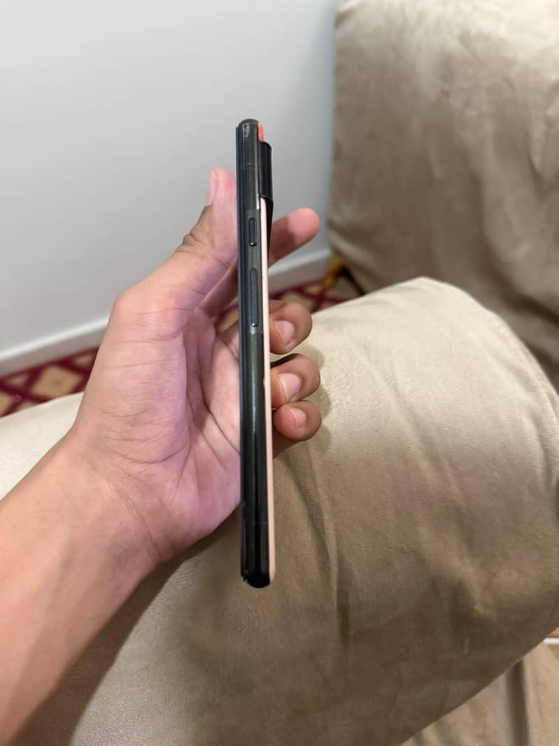 Google Pixel 6 3