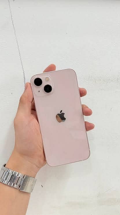 Apple iPhone 13 0