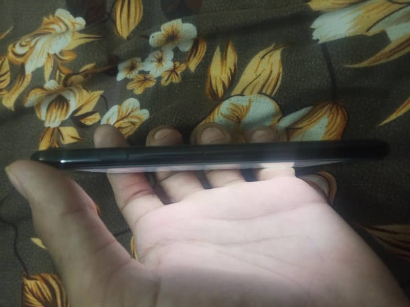 Apple iPhone 7 1