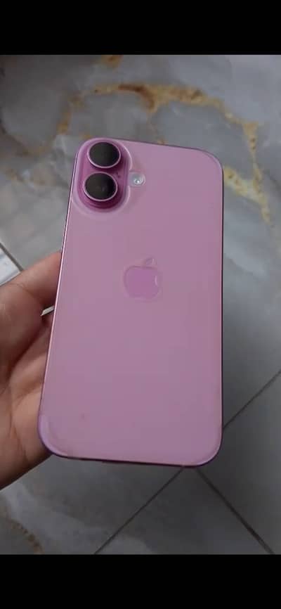 Apple iPhone 16