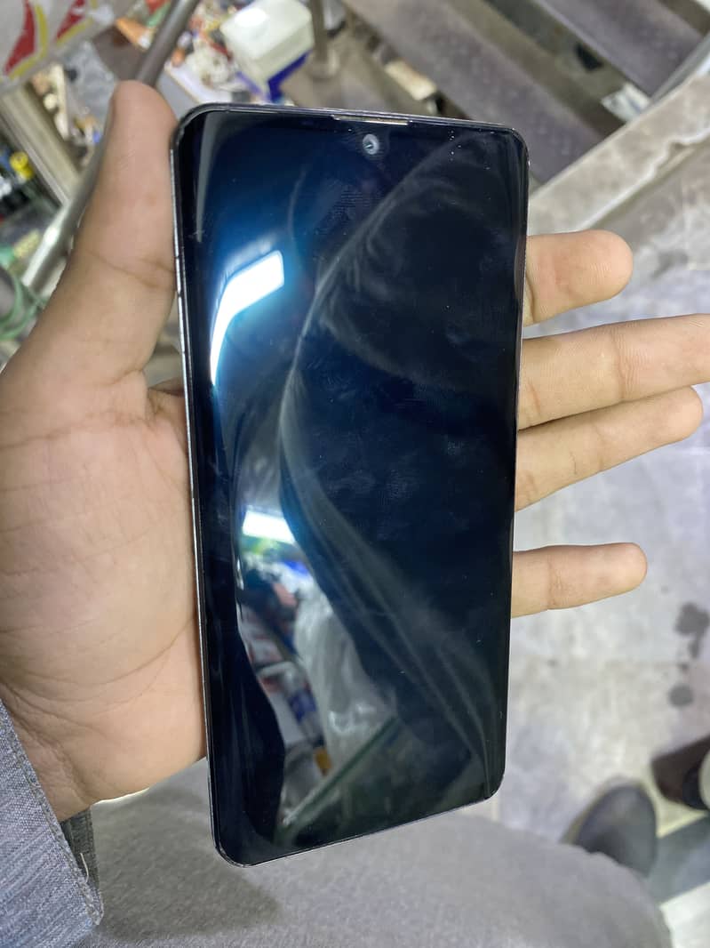 Sharp Aquos Zero 2 1