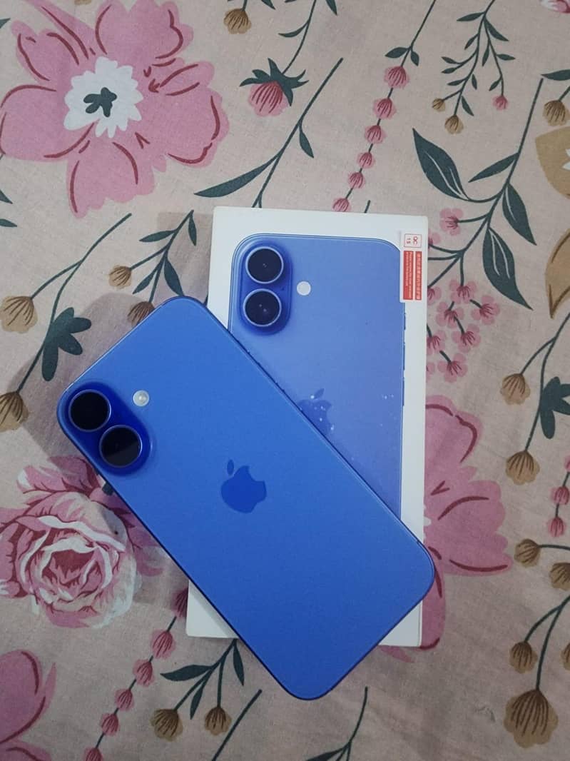 Apple iPhone 16 1