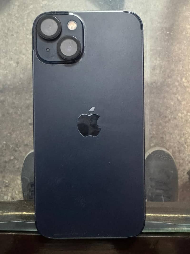 Apple iPhone 13 0