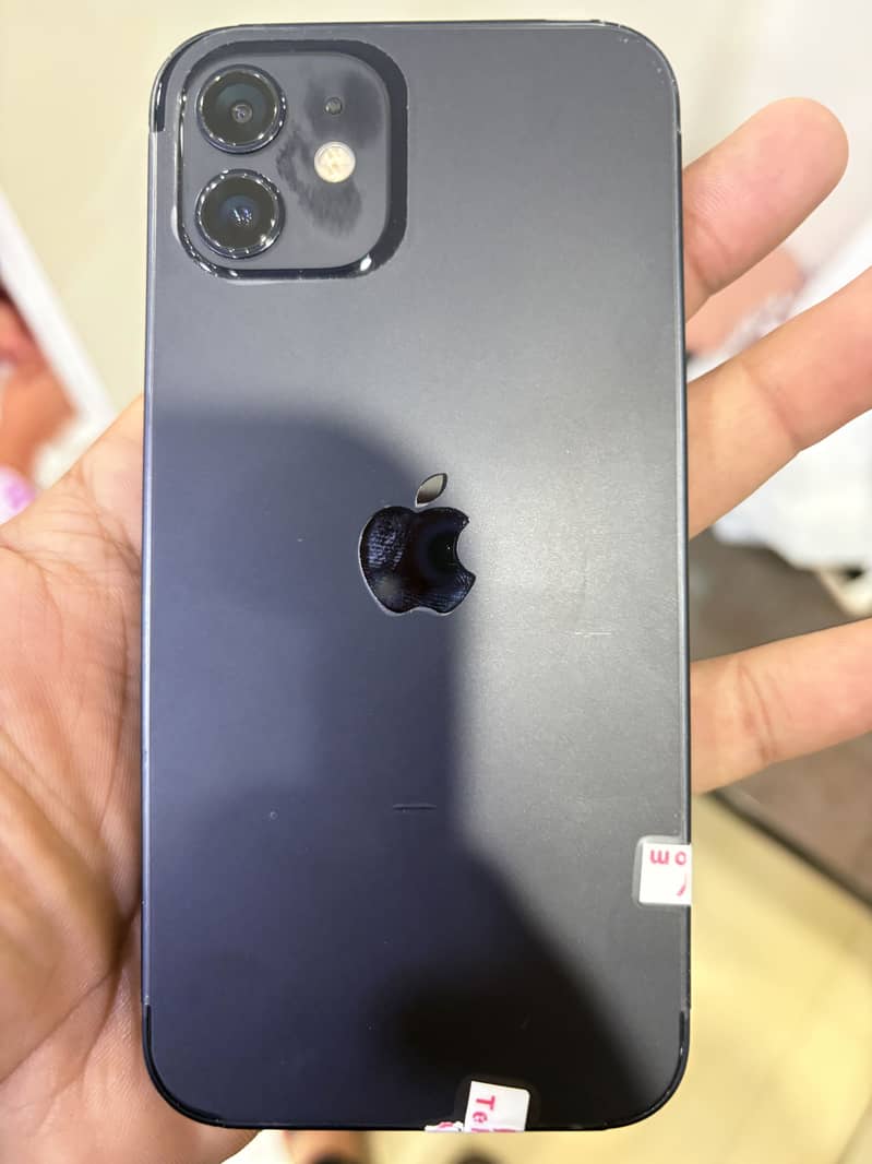 Apple iPhone 12 2