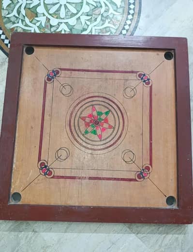 Plywood Carom board