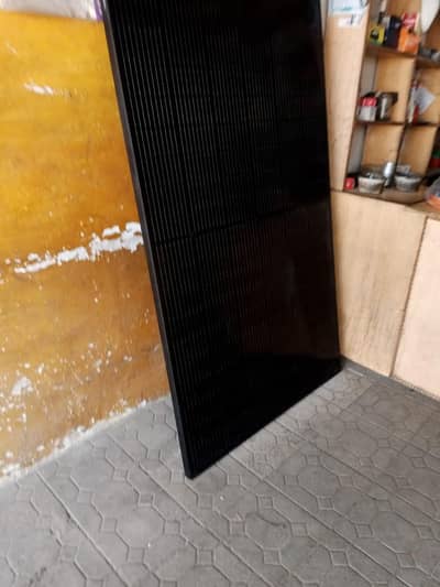 Solar panel. New 310+310+380 (3) solar panel
