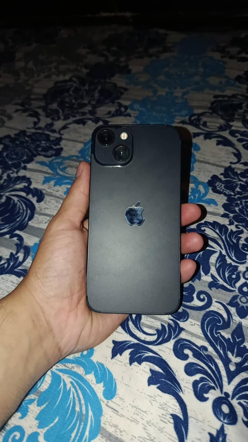 Apple iPhone 13 3