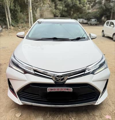 Toyota Altis Grande 2022 black room