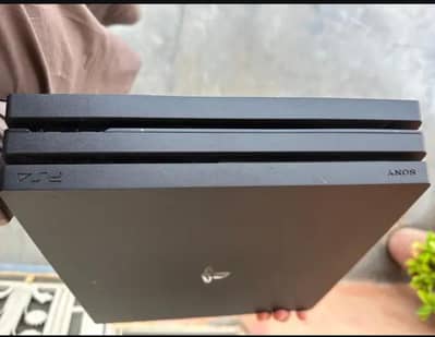 brand new Sony playstation 4 pro 1 tyrabite sealed