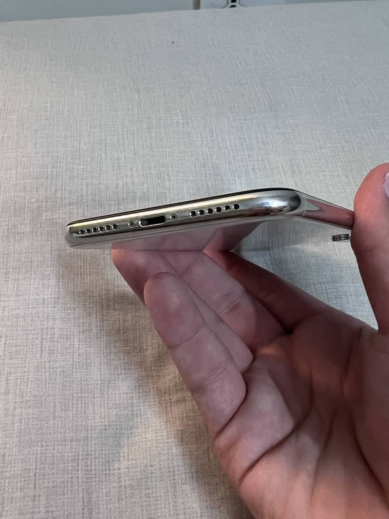 Apple iPhone X 2