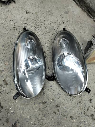 Nissan Mirch Front Light