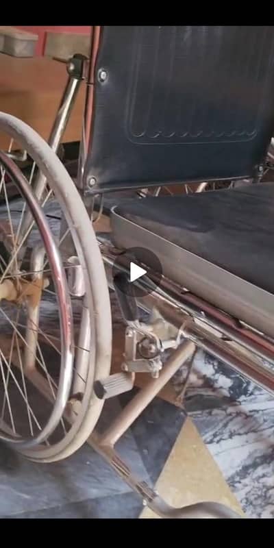 wheel chair sale in good condition